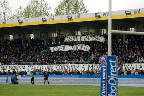 La foto del giorno: la contestazione dei tifosi degli Aironi allo Zaffanella