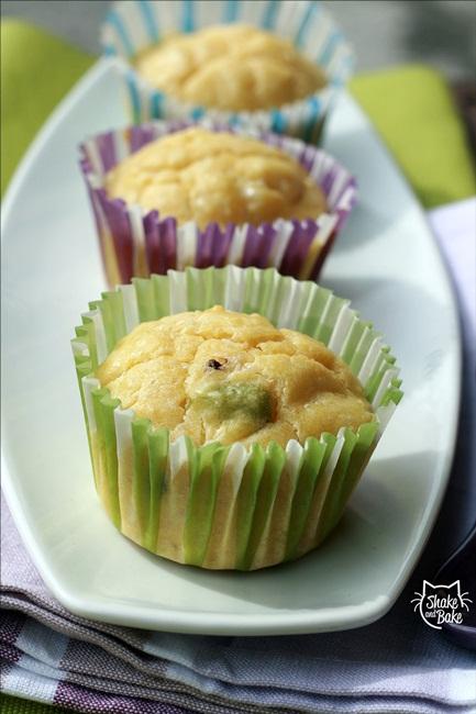 Muffins con pecorino,fave e mentuccia