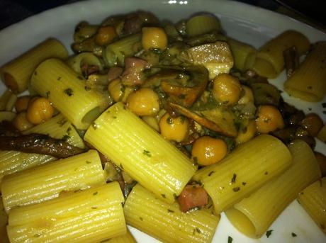 Rigatoni Ceci e funghi e Penne Carciofi e ricotta