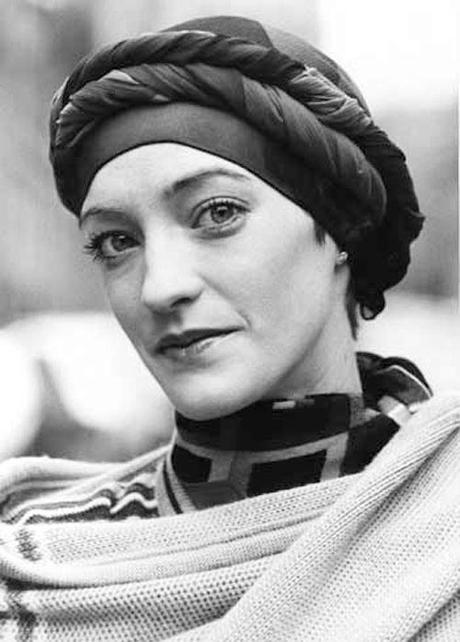 16.04.2012  LOULOU DE LA FALAISE