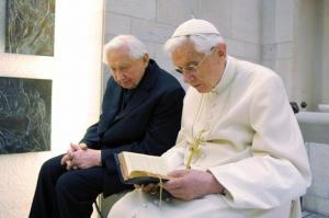 Benedetto XVI compie 85 anni: auguri Santo Padre!