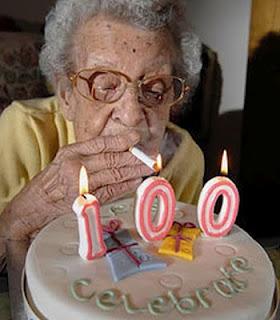 Adesso ci accusano pure di campare troppo!