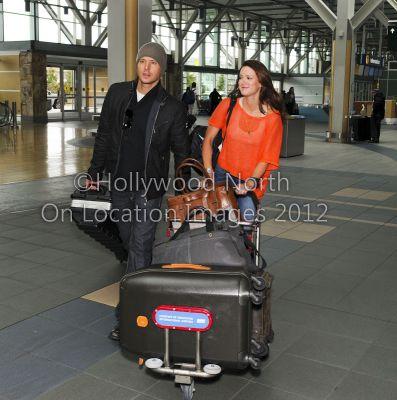 Jensen Ackles e la moglie portabagagli