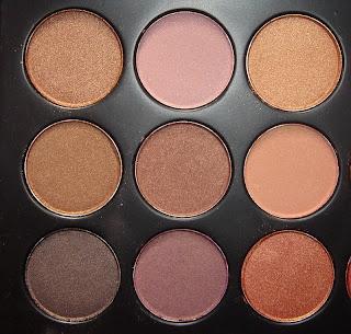 Review:  Palette Zoeva 26 Eyeshadow & Blush ♥ Chocolate / Berry ♥