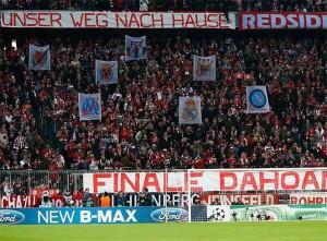 FOTO-Strepitosa coreografia dei tifosi del Bayern Monaco nel match di Champions con il Real!