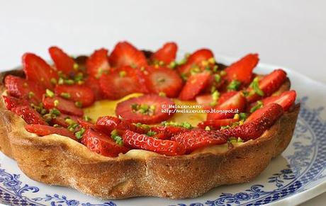 crostata di frolla semplice con crema pasticcera