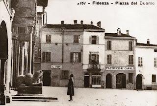 Piazza Duomo, la piazza alla ricerca di se stessa.