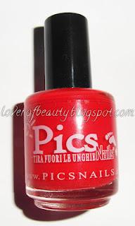 Review Pics Nails, Tira fuori le unghie !