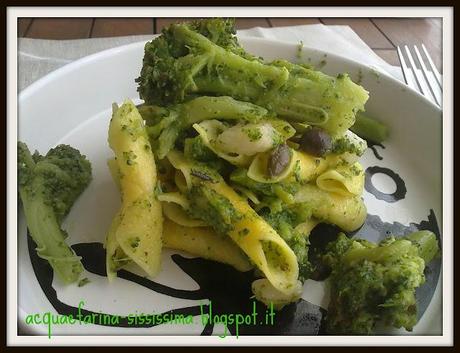 ...garganelli con broccolo siciliano, lardo e olio alla nocciola e....aiutiamoli e...il video del seminario!...