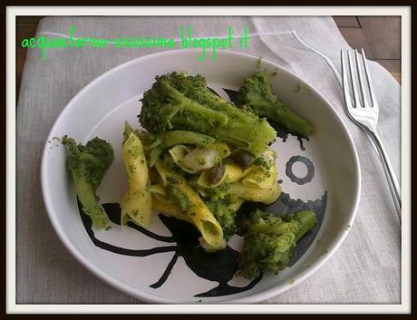 ...garganelli con broccolo siciliano, lardo e olio alla nocciola e....aiutiamoli e...il video del seminario!...