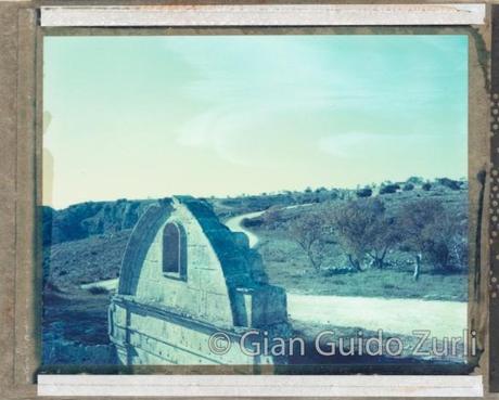 Matera, aprile 2012: Graflex + Polaroid