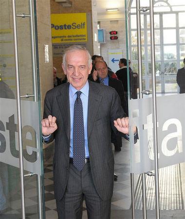 Massimo Sarmi (Poste Italiane) Bilancio 2011 utile netto a quota 846 milioni