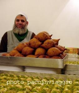 Istanbul e l’omone dalla barba bianca