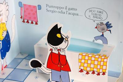 Libri e gatti: connubio perfetto.