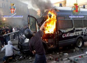 Roma : la fotogallery del 15 Ottobre 2011 da cui sono scattati gli arresti di oggi