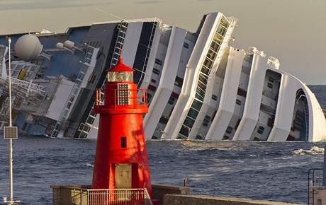 Aggiudicata la gara d’appalto per il recupero di Costa Concordia. Sarà smantellata a Civitavecchia.