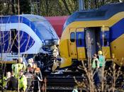 Amsterdam scontro treni, feriti, molti condizioni gravi