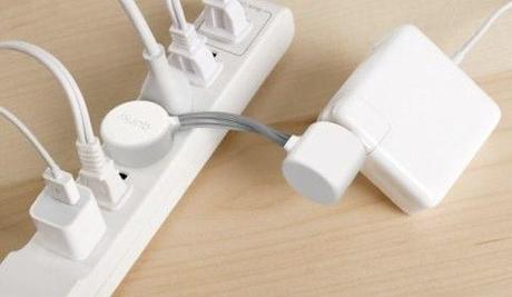 Plug Power, un accessorio per usare il caricabatterie del MacBook nelle ciabatte