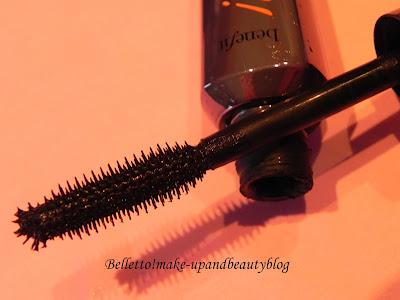 Benefit - They're Real mascara