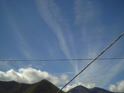 Documentazione fotografica: cancellazione dell’azzurro del cielo – 22 – 04 – 2012