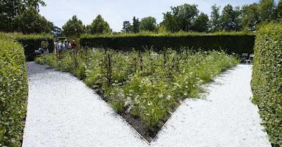 Anouk Vogel: Giardino di Escher/Garden of Escher