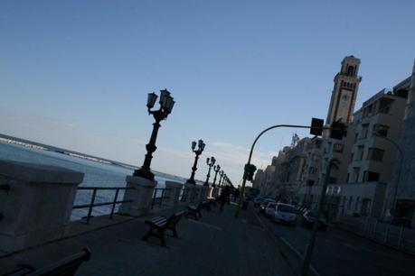 Bari/ “lasciateCIEntrare”. Manifestazione a Bari per l’apertura alla stampa dei CIE