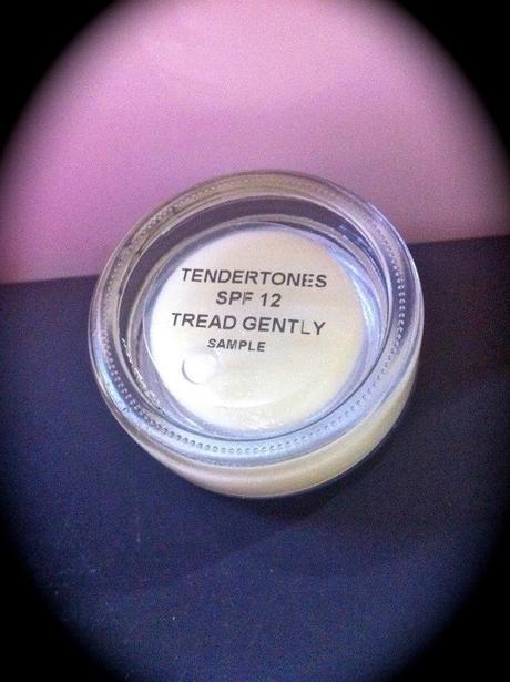 MAC : Tendertones in Tread Gently Review