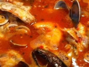 Zuppa di pesce per cuscus