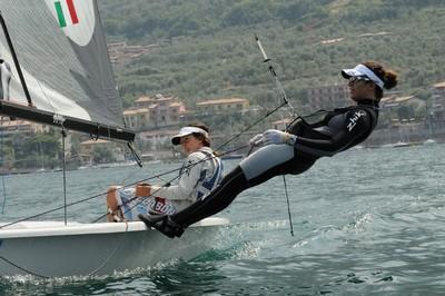 Vela: Zandonà-Zucchetti perdono posizioni, stabili Conti-Micol