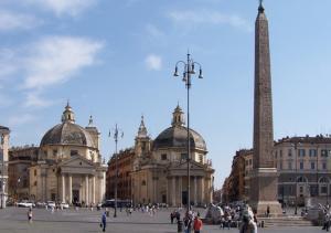 Roma: cerca di spacciare droga a tre carabinieri fuori servizio. Arrestato a due passi da Piazza del Popolo