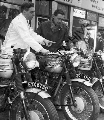 MORTONS ARCHIVE , PIU’ DI UN SECOLO DI MEMORIE MOTOCICLISTICHE