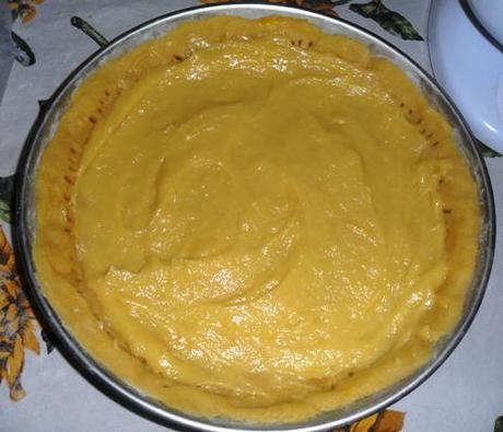 riempite-la-crostata-con-la-crema