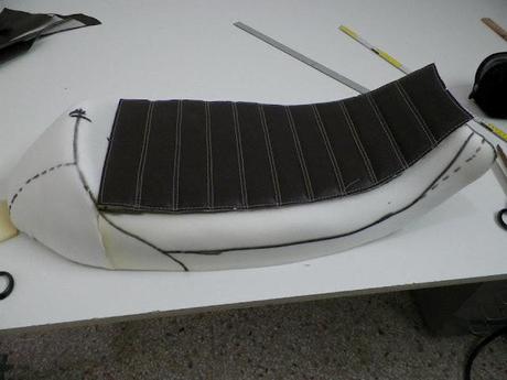 Nip & Tuck - Seat by Starace