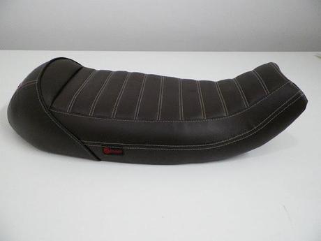 Nip & Tuck - Seat by Starace