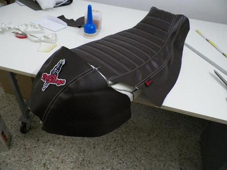 Nip & Tuck - Seat by Starace