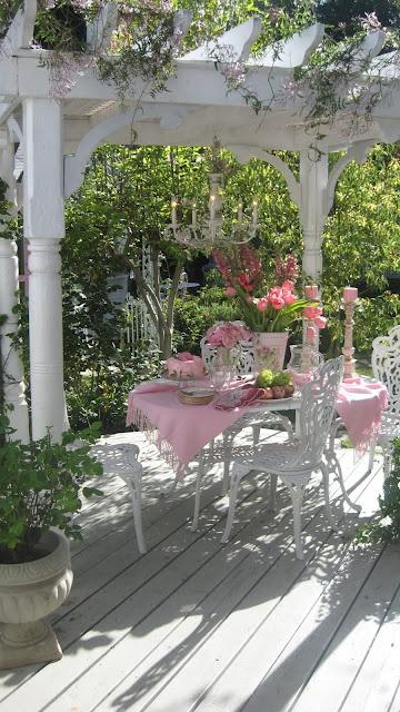 garden party shabby