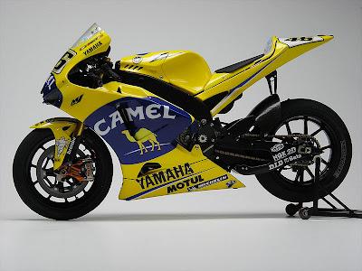 Yamaha YZR-M1 V.Rossi 2006 by Max Moto Modeling