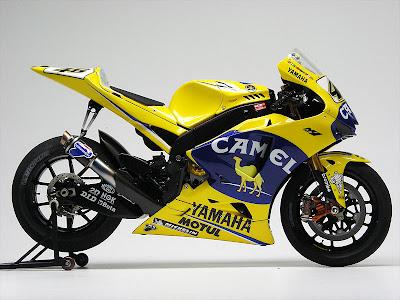 Yamaha YZR-M1 V.Rossi 2006 by Max Moto Modeling