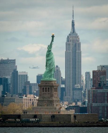 L’Enterprise vola su New York