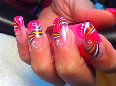 NailArt : L'arte di decorare le unghie