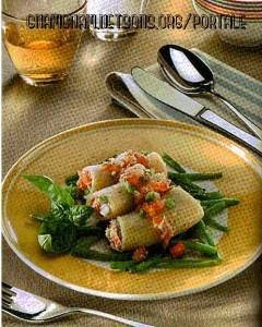 Paccheri ripieni di mozzarella di bufala e verdure