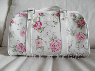 Moda - Oasap: Floral Print Padded Handle Cylinder Handbag