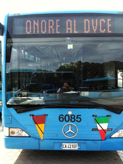 ‘Onore al Duce’, autobus romani dixit