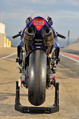 Yamaha YZF-R1 Team GMT94 2012