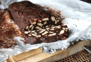 Sfizioso salame al cioccolato e noci