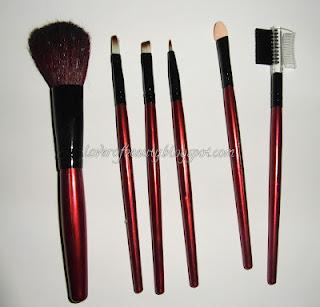 Review BornPrettyStore: Set 7 pennelli !