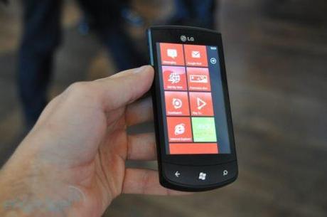 [ Flash ] LG abbandona Microsoft, niente più Windows Phone.