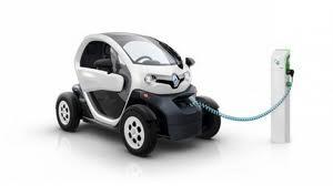 Twizy Renault. La macchina elettrica che si crede uno scooter