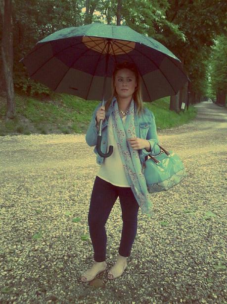 I'M SINGING IN THE RAIN....WITH MY CANDY!