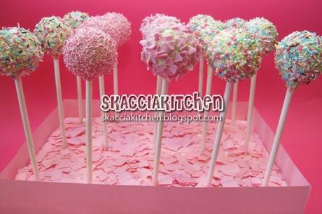 Pink Cake Pops